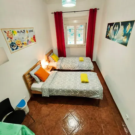 Perfect Near Airport 3 Privatunterkunft